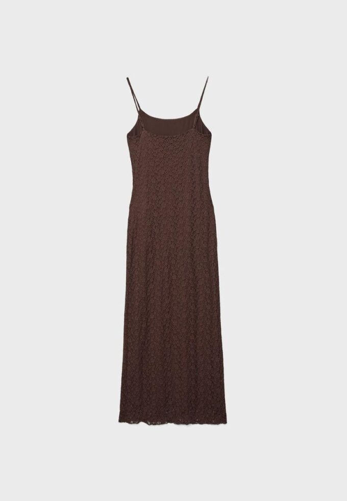 Vestido midi de tirantes de encaje rubio
