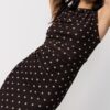 Vestido midi sin mangas de tul con lunares Vestido midi sin mangas de tul con lunares