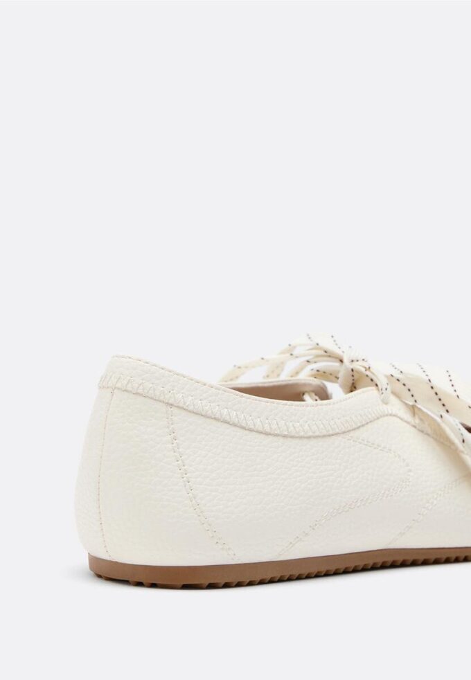 Zapatillas con lazo