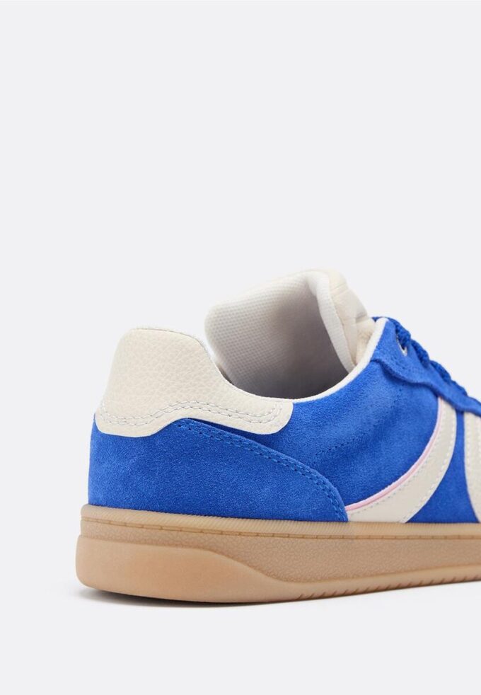 Zapatillas de piel informales