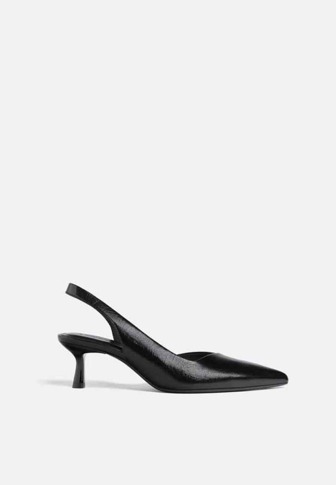 Zapatos básicos de tacón alto