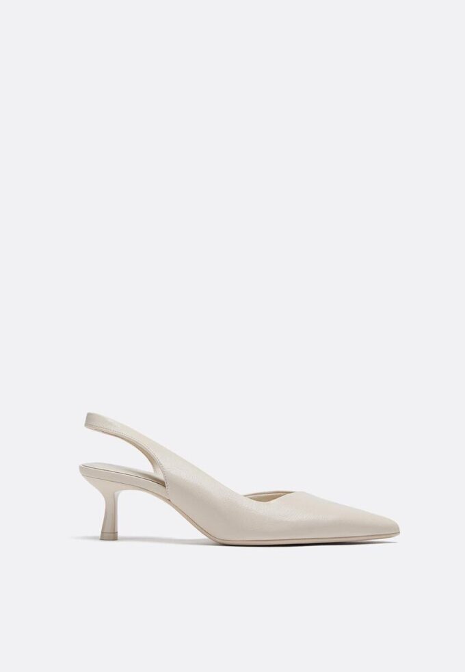 Zapatos básicos de tacón alto