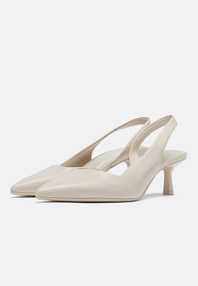 Zapatos básicos de tacón alto
