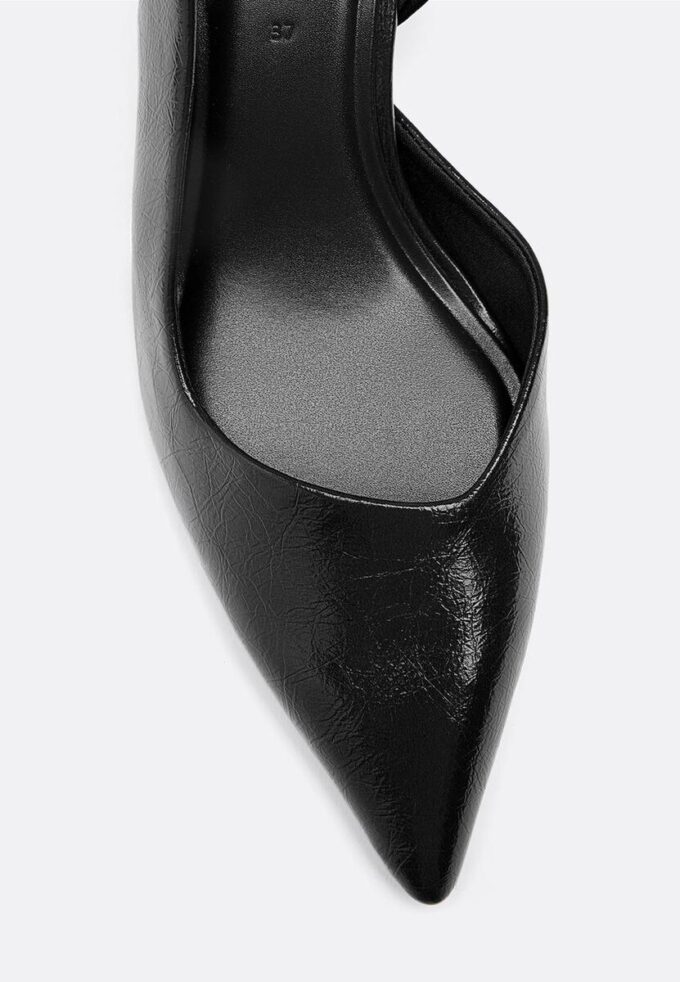 Zapatos básicos de tacón alto