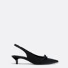 Zapatos de tacón bajo con aberturas Zapatos de tacón bajo con aberturas