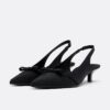 Zapatos de tacón bajo con aberturas Zapatos de tacón bajo con aberturas