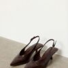 Zapatos de tacón bajo con cuello en V Zapatos de tacón bajo con cuello en V