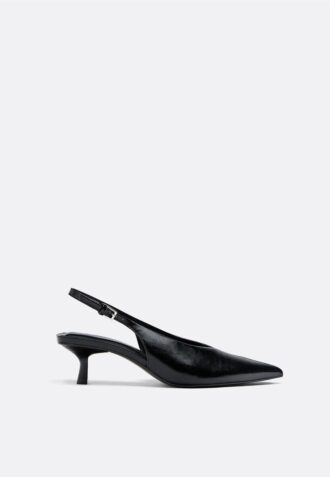Zapatos de tacón bajo con cuello en V