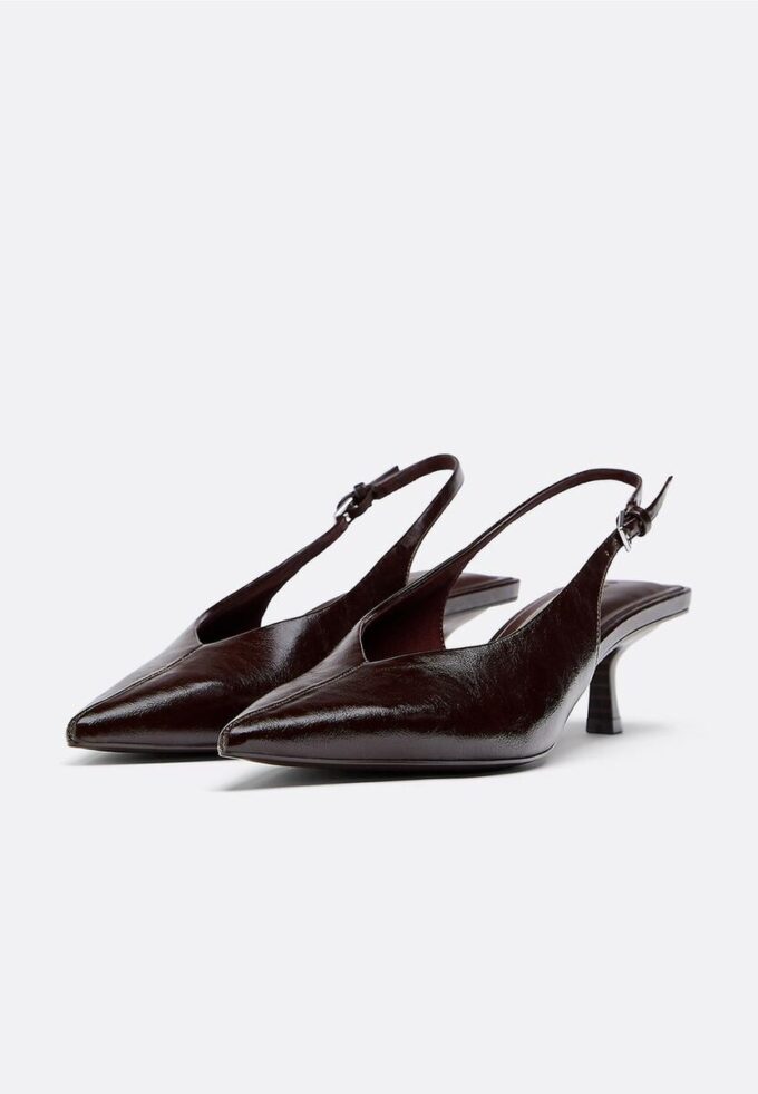 Zapatos de tacón bajo con cuello en V Zapatos de tacón bajo con cuello en V