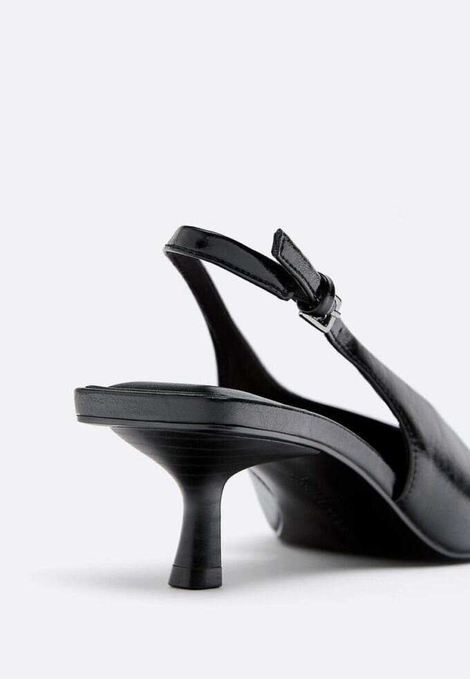 Zapatos de tacón bajo con cuello en V Zapatos de tacón bajo con cuello en V
