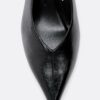 Zapatos de tacón bajo con cuello en V Zapatos de tacón bajo con cuello en V