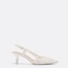 Zapatos de tacón bajo con malla y pedrería Zapatos de tacón bajo con malla y pedrería