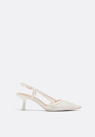 Zapatos de tacón bajo con malla y pedrería