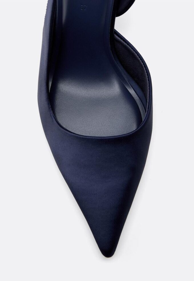 Zapatos de tacón con efecto satinado